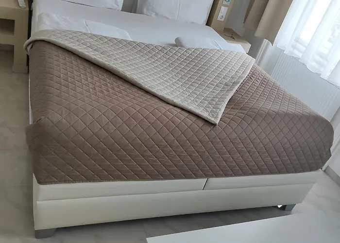 Ch-Hotel Luka